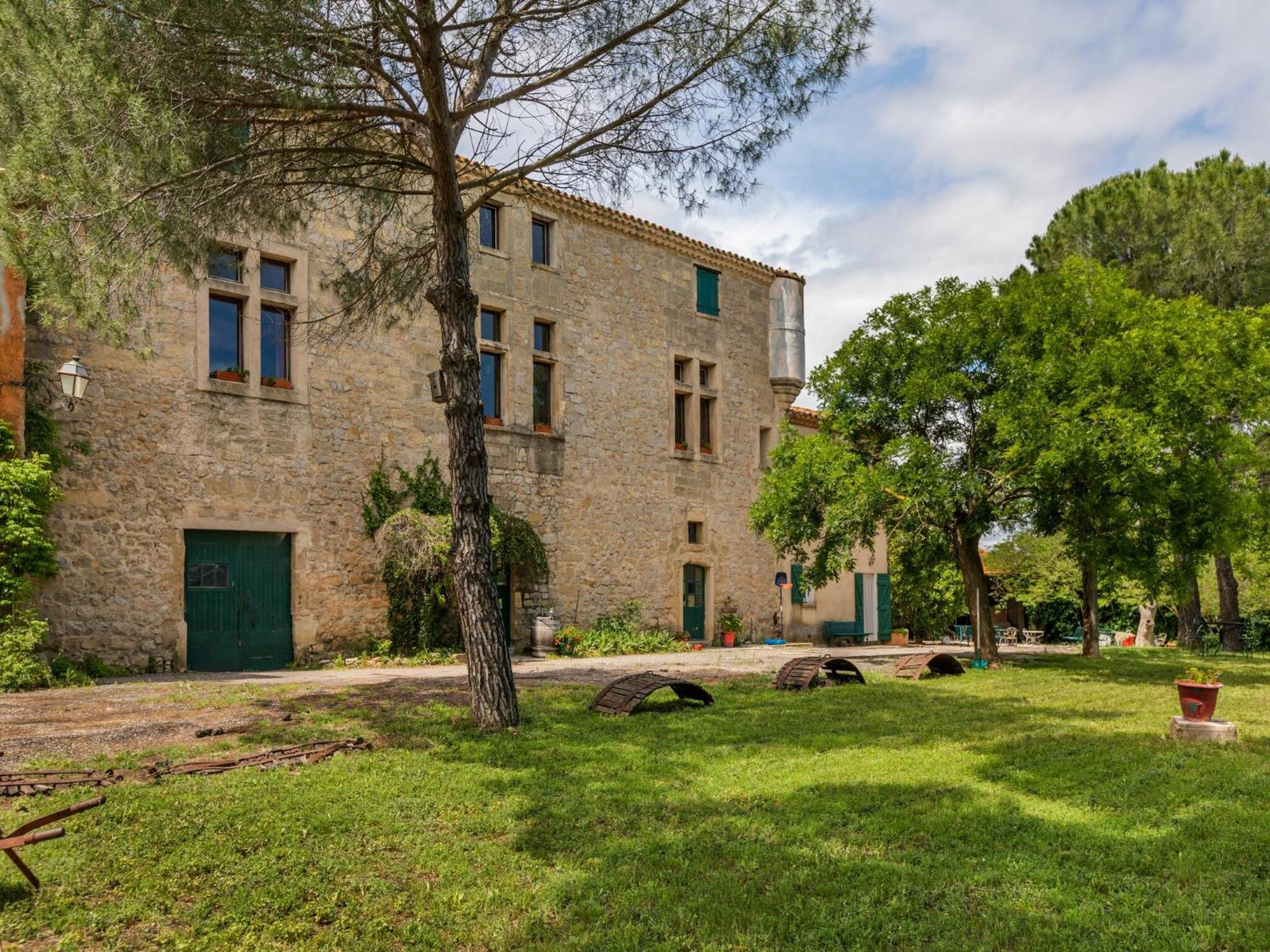 Apartment With Pool Amid Vineyards And Near The Beach Mèze Екстериор снимка