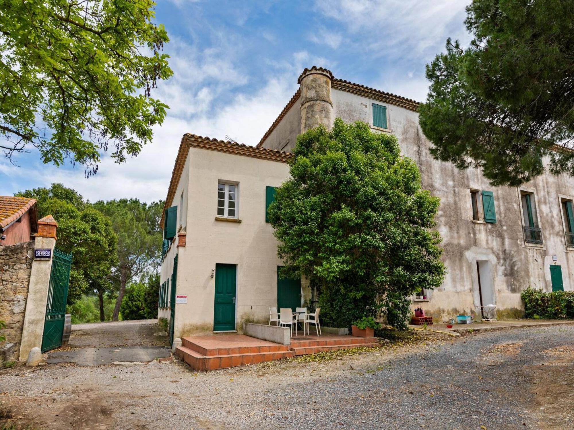 Apartment With Pool Amid Vineyards And Near The Beach Mèze Екстериор снимка