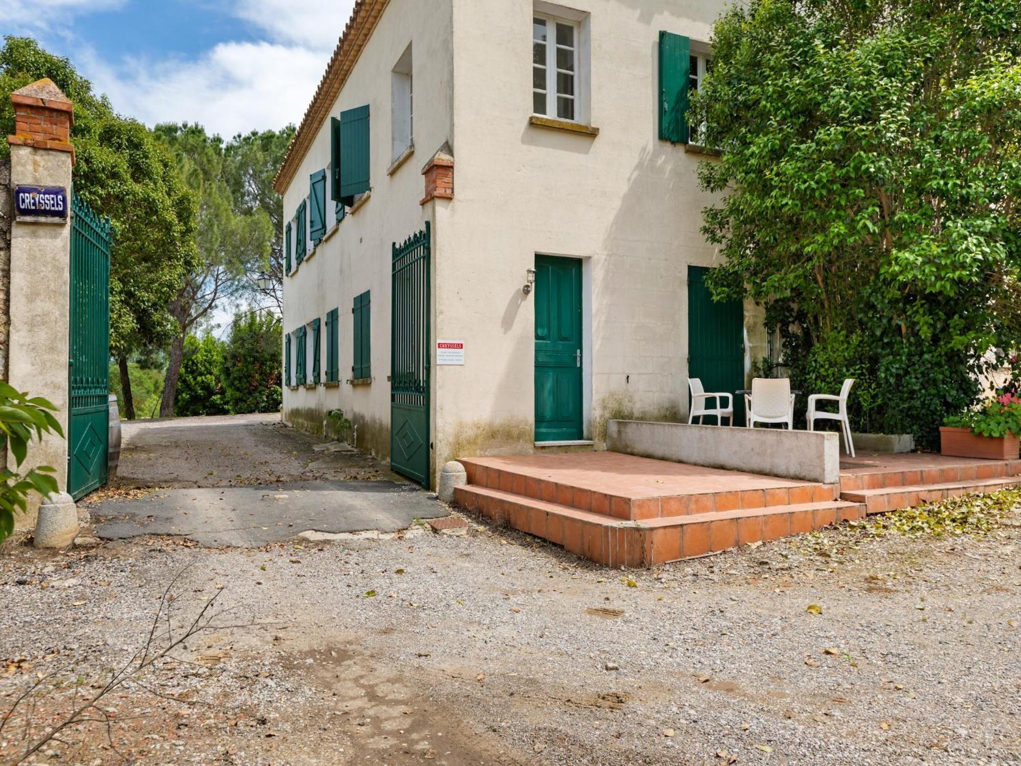 Apartment With Pool Amid Vineyards And Near The Beach Mèze Екстериор снимка