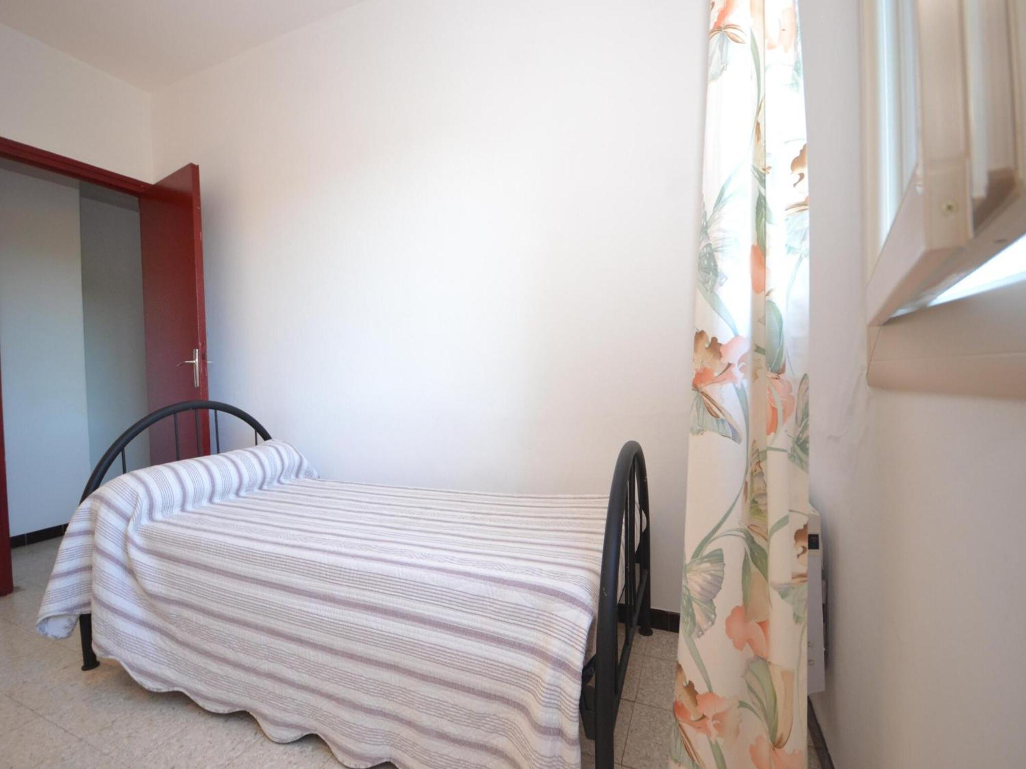 Apartment With Pool Amid Vineyards And Near The Beach Mèze Екстериор снимка