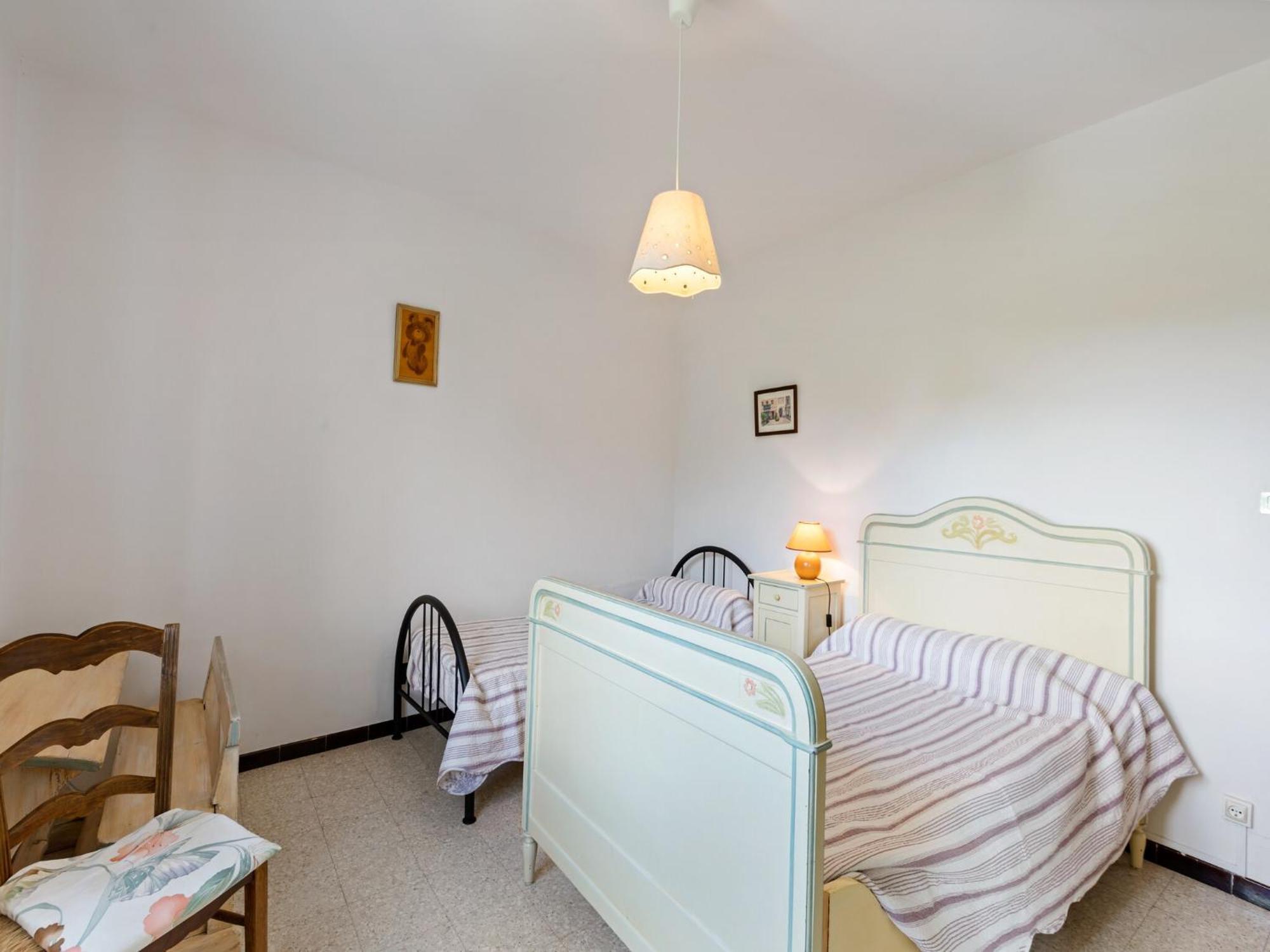 Apartment With Pool Amid Vineyards And Near The Beach Mèze Екстериор снимка