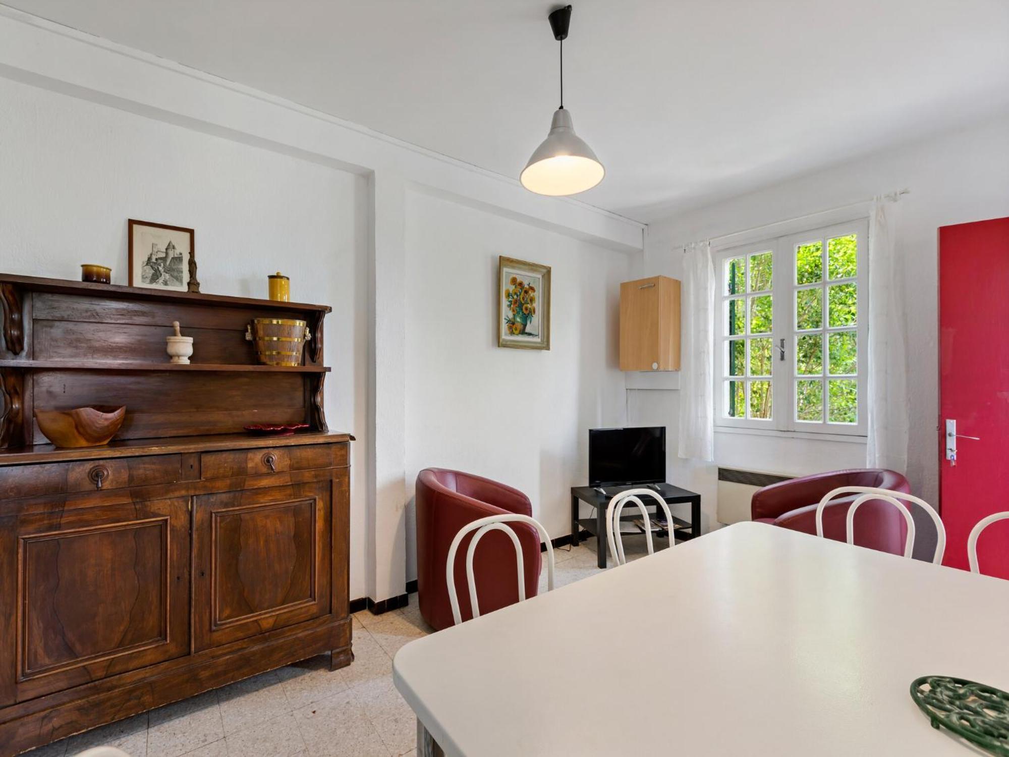 Apartment With Pool Amid Vineyards And Near The Beach Mèze Екстериор снимка