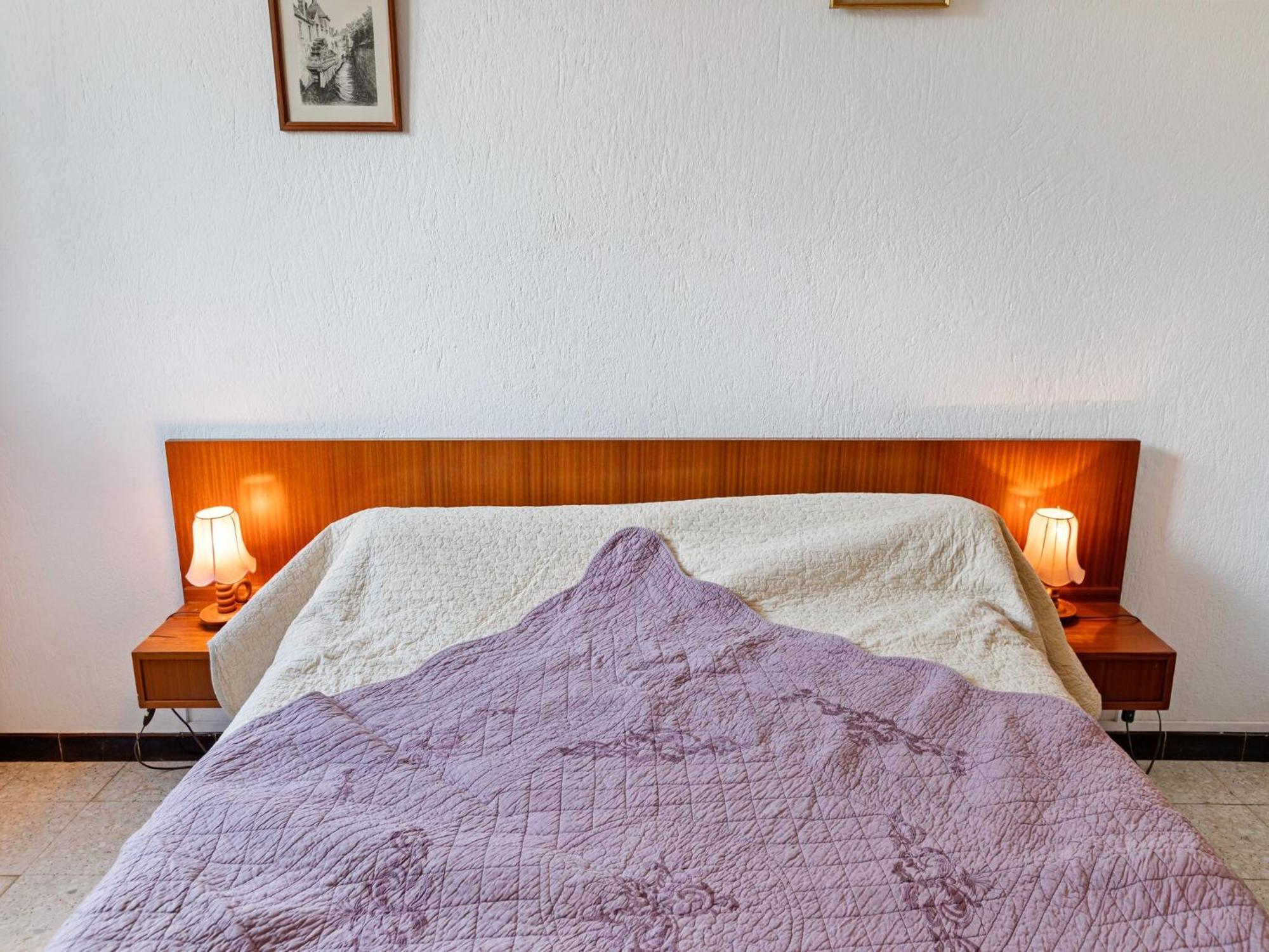 Apartment With Pool Amid Vineyards And Near The Beach Mèze Екстериор снимка