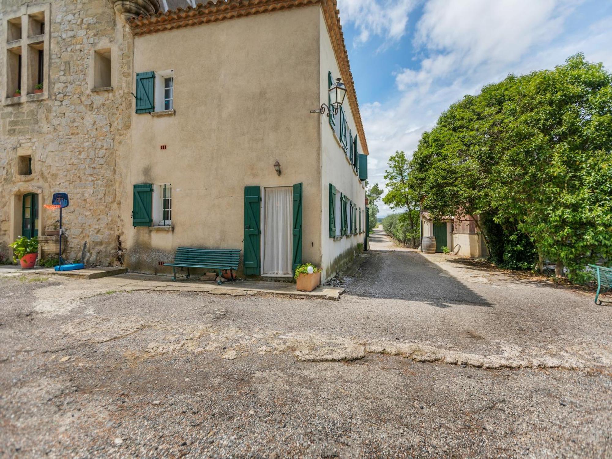 Apartment With Pool Amid Vineyards And Near The Beach Mèze Екстериор снимка